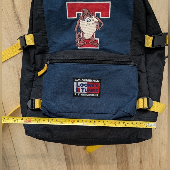 Vintage Looney Tunes Taz Embroidered Backpack - Picture 9 of 9